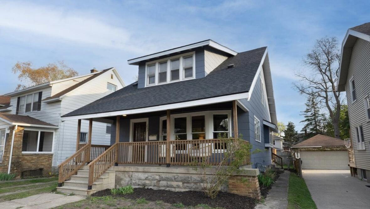 1047 Fountain Street NE Grand Rapids MI 49503