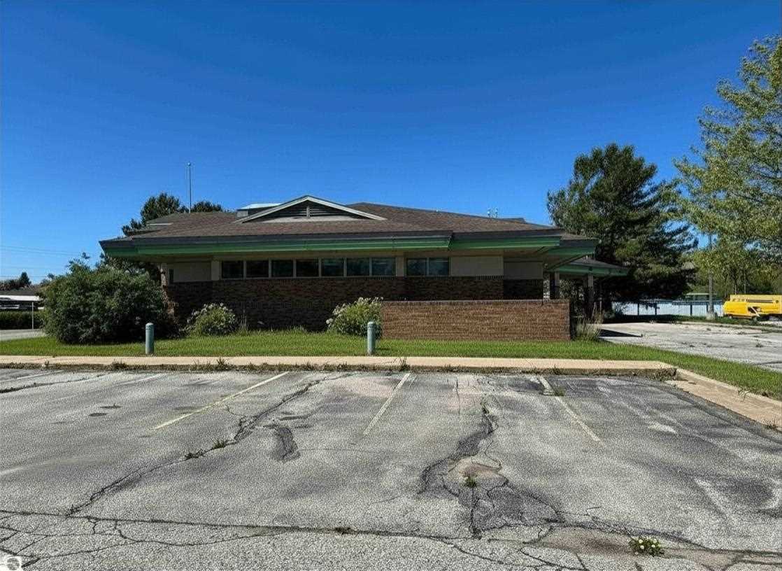 6536 N M-66 Highway Charlevoix MI 49720