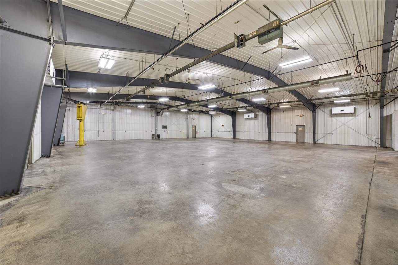 3166 Muckle Road Central Lake MI 49622