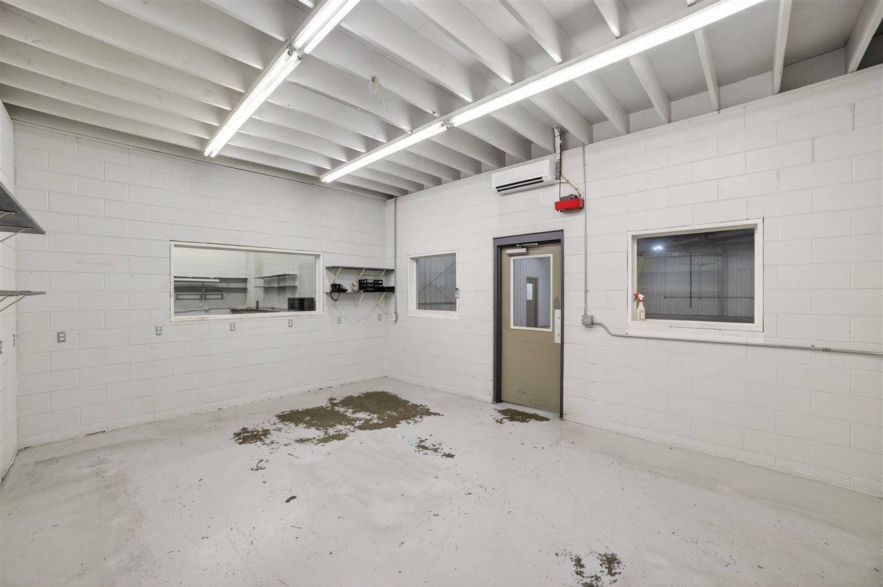 3166 Muckle Road Central Lake MI 49622