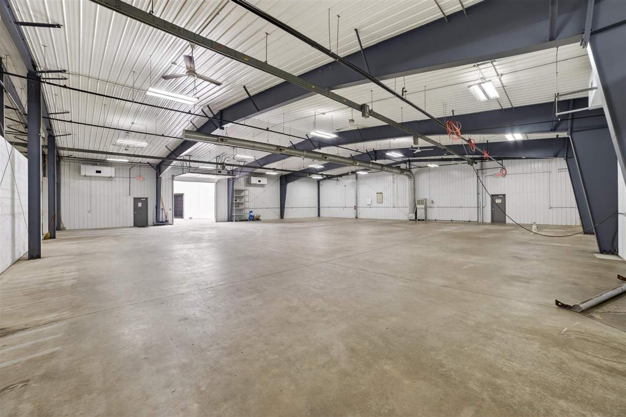 3166 Muckle Road Central Lake MI 49622