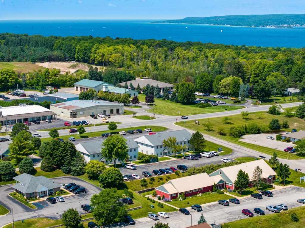 2206 Mitchell Park Drive Petoskey MI 49770