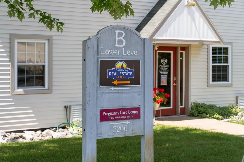 2206 Mitchell Park Drive Petoskey MI 49770