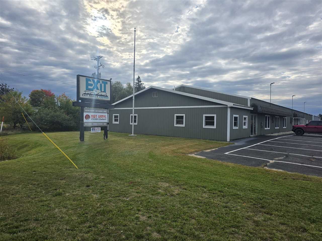 1160 E State Street Cheboygan MI 49721