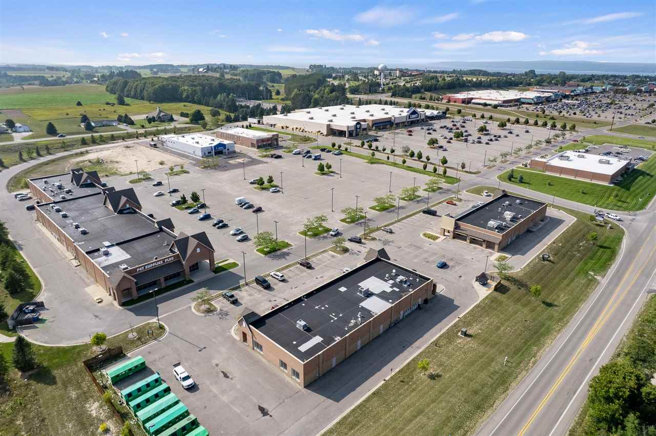 2160 Anderson Petoskey MI 49770