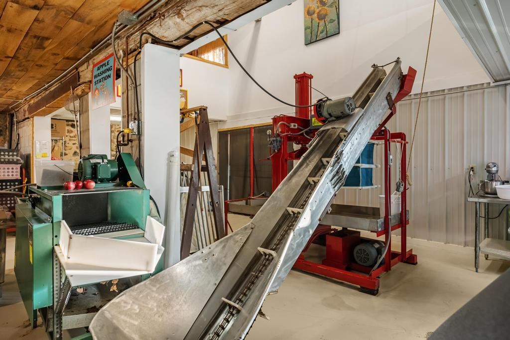 4333 S Us 31 Highway Alanson MI 49706