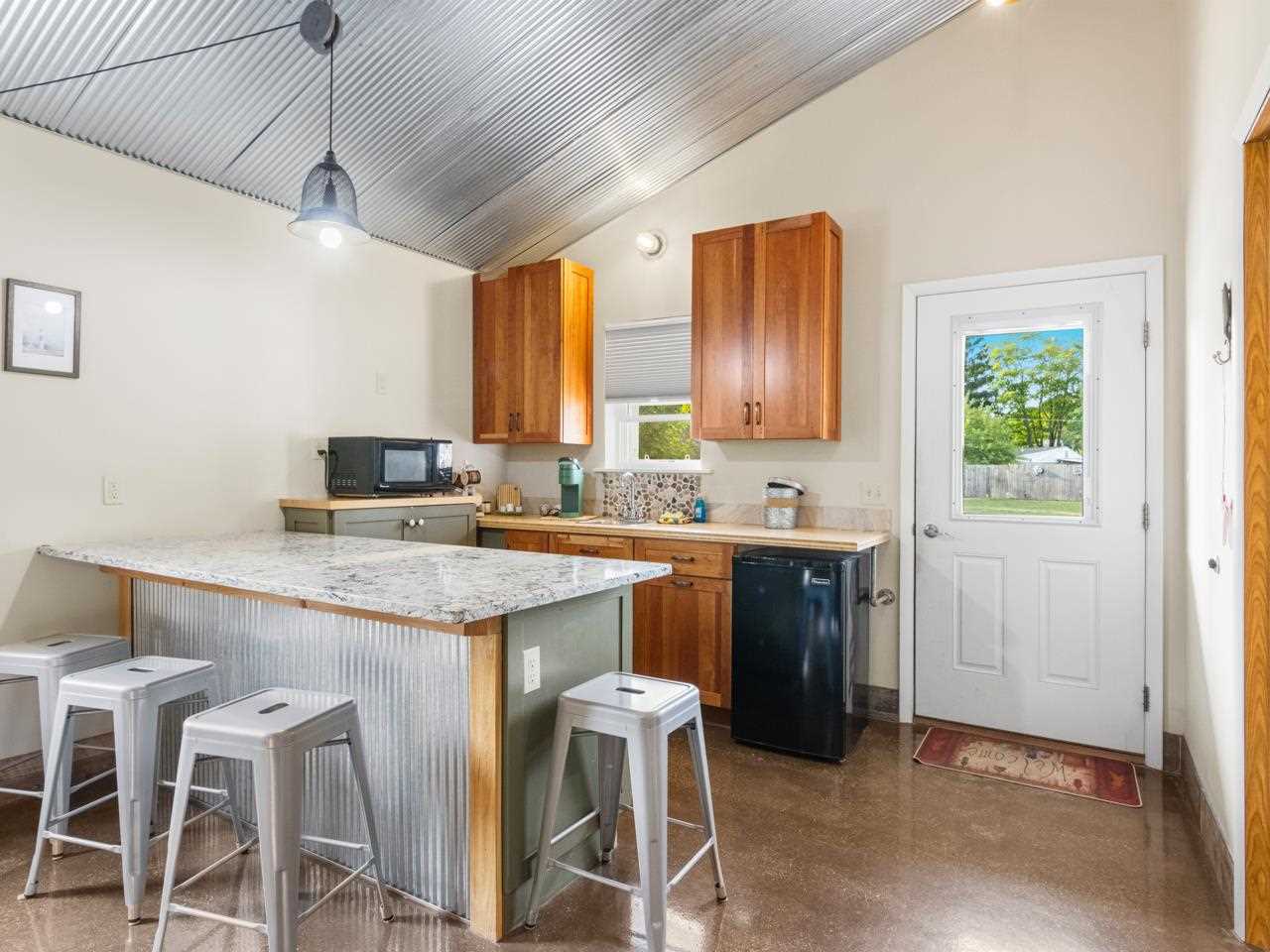 4871 N Us-31 Eastport MI 49627