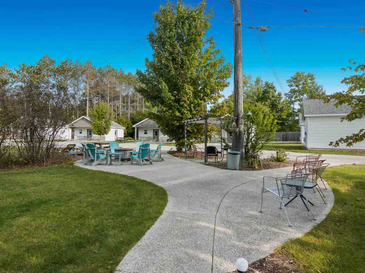 4871 N Us-31 Eastport MI 49627