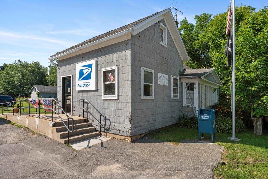 6340 N Lakeshore Drive Cross Village MI 49740