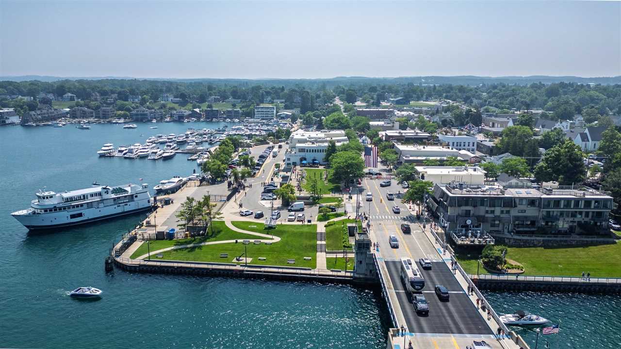 109 & 111 Bridge Charlevoix MI 49720