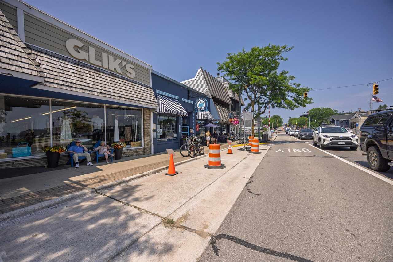 109 & 111 Bridge Charlevoix MI 49720