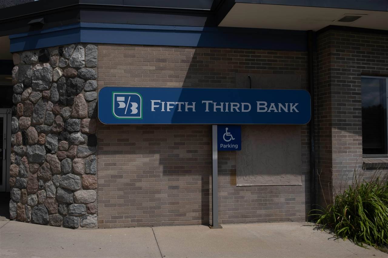 123 W Main Street Gaylord MI 49735