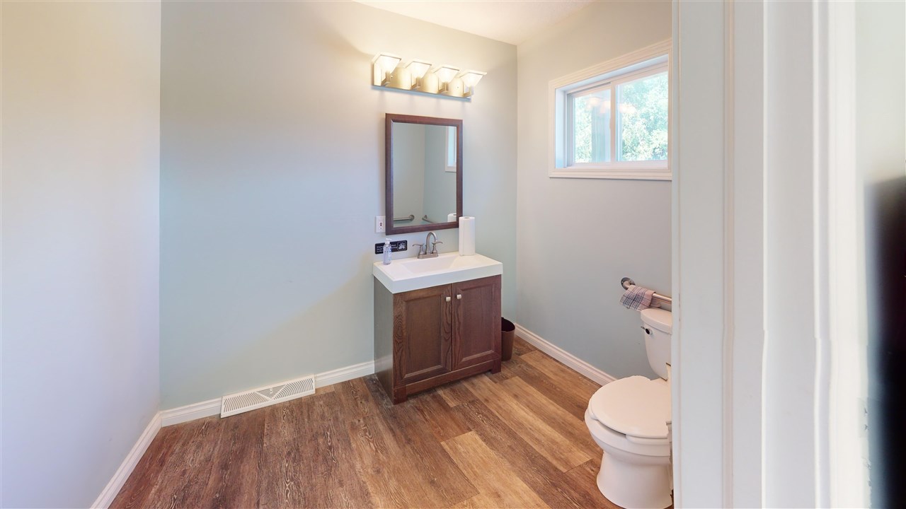 203 Lake Street East Jordan MI 49727