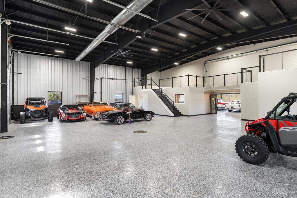 2376 N Us 31 Petoskey MI 49770-8113