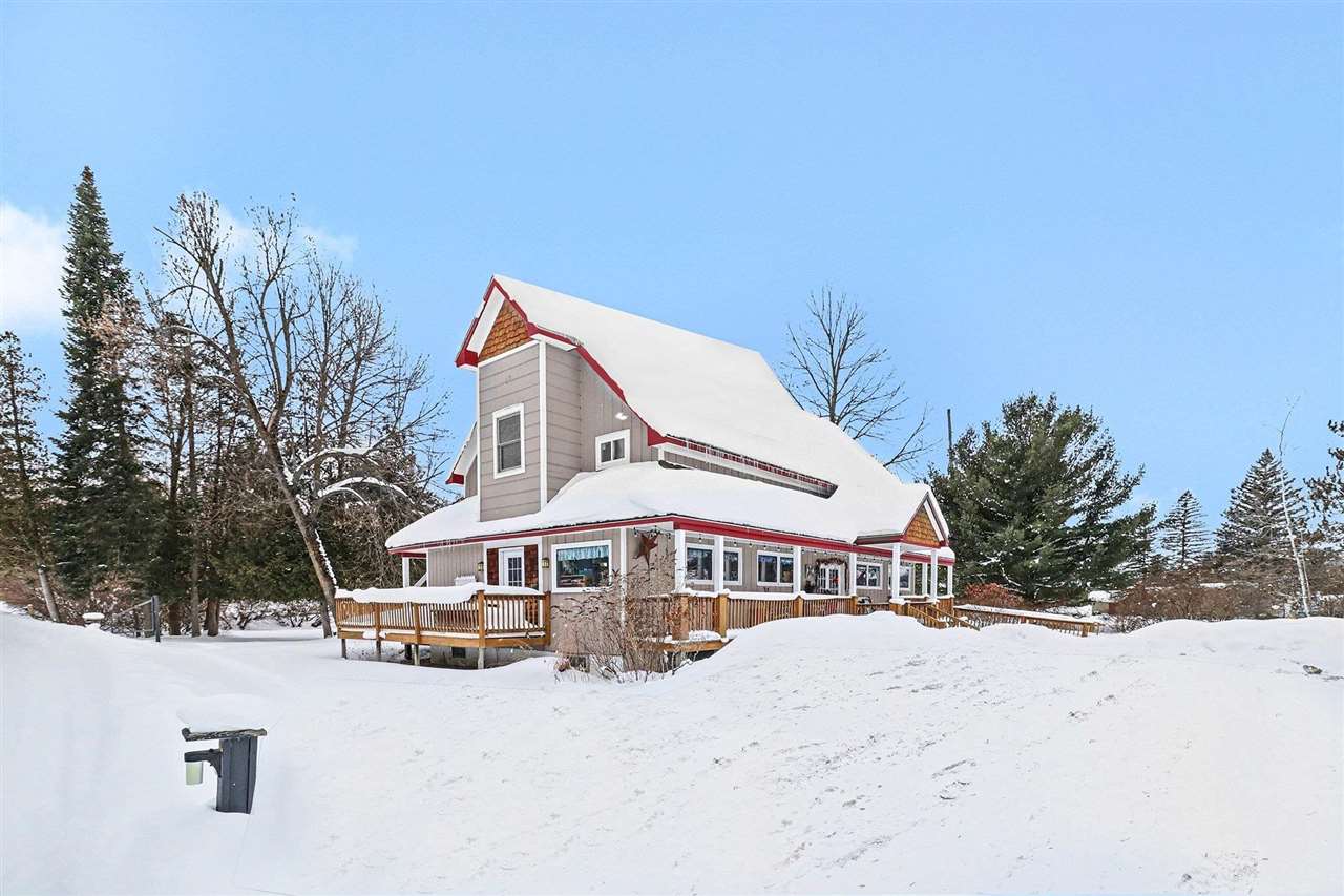 732 E Cayuga Street Bellaire MI 49615