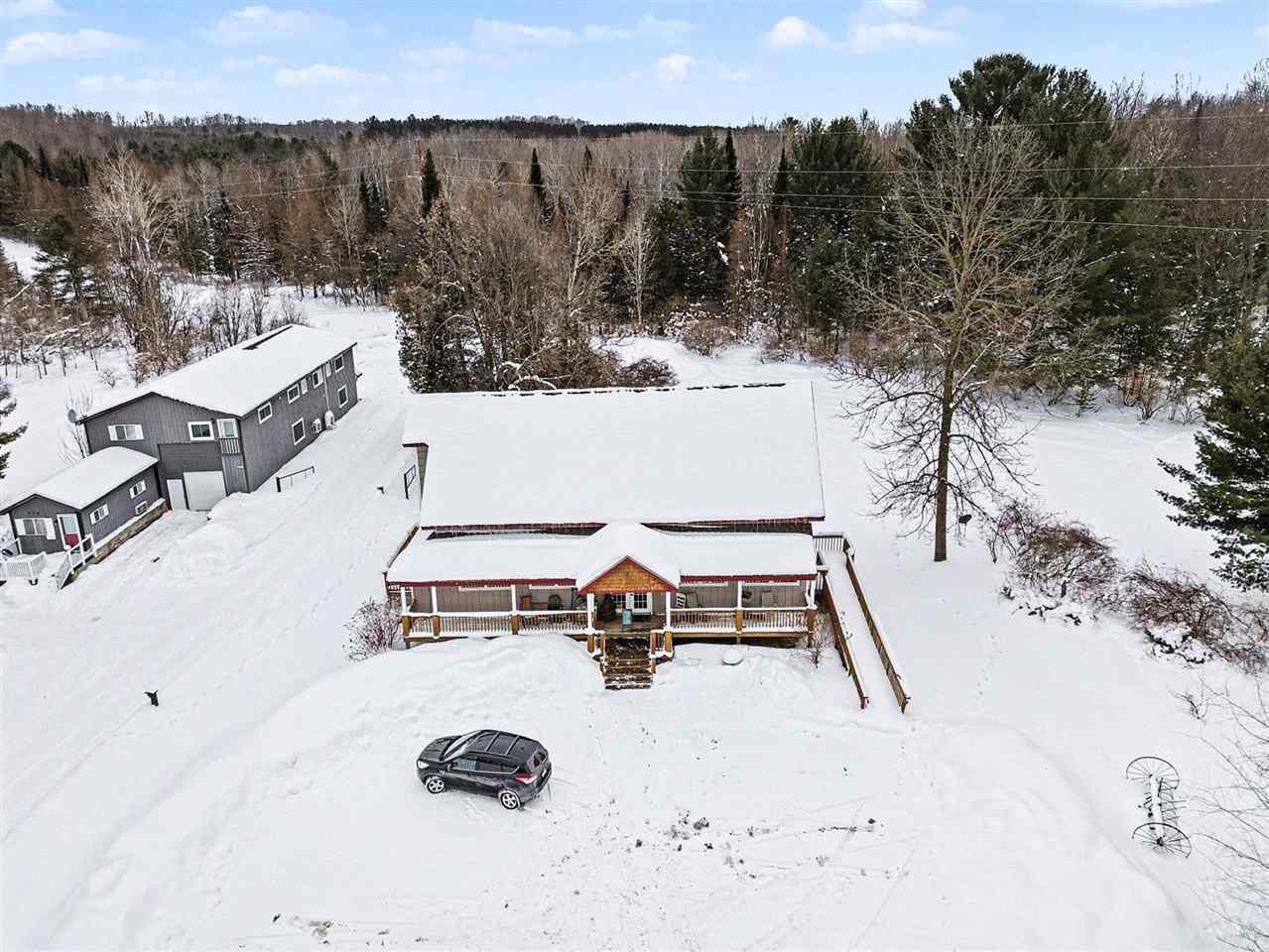 732 E Cayuga Street Bellaire MI 49615