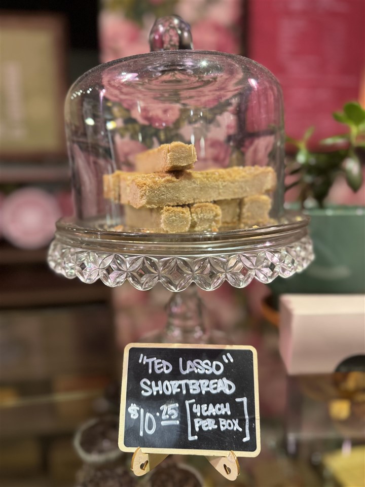 212 Bridge Street Charlevoix MI 49720