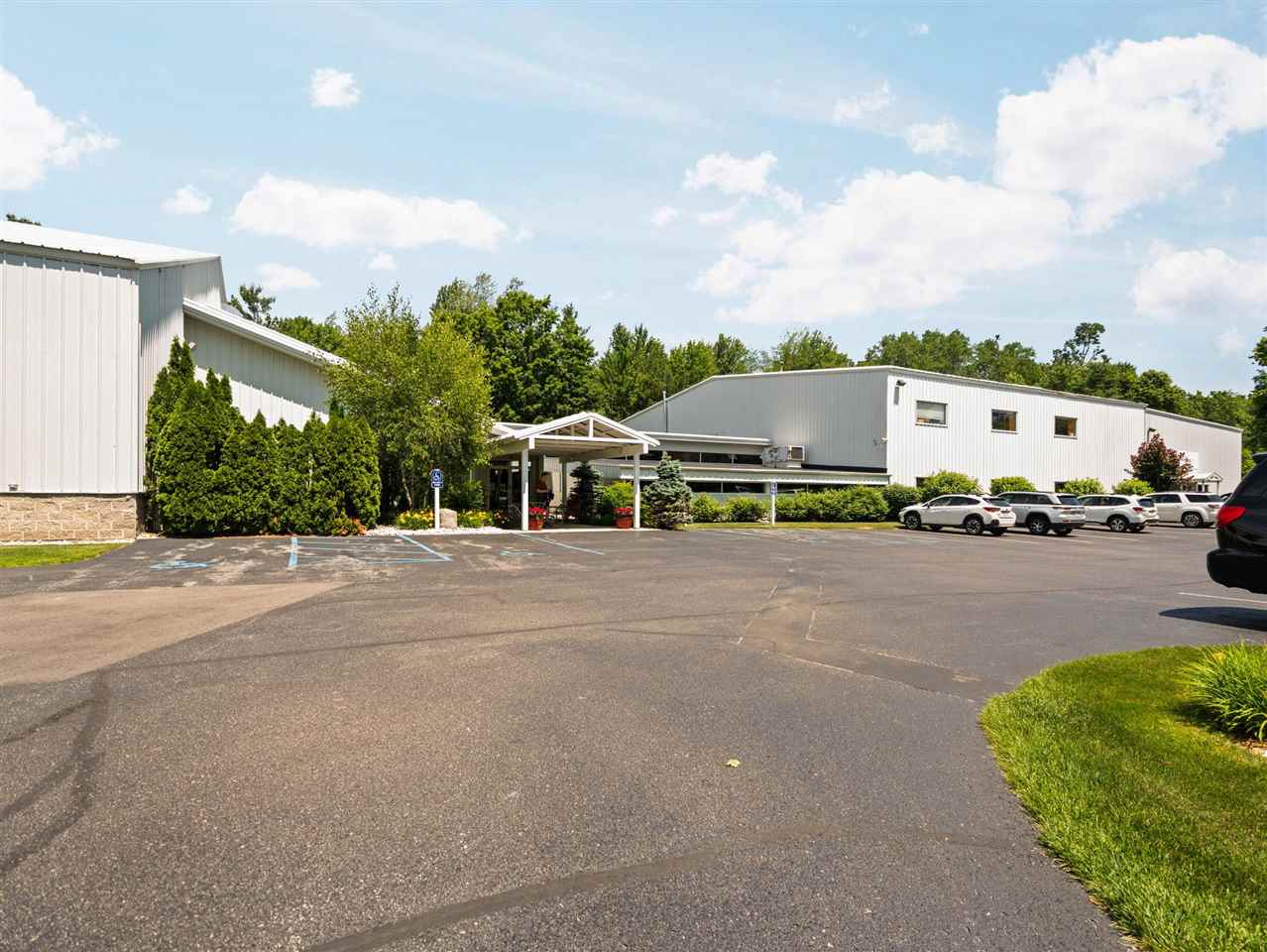 611 Woodview Harbor Springs MI 49740