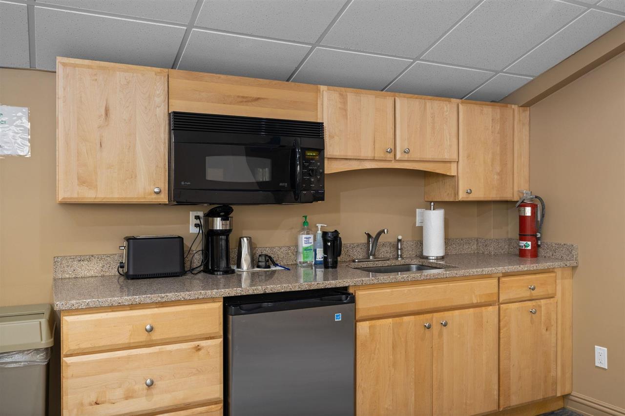 611 Woodview Harbor Springs MI 49740