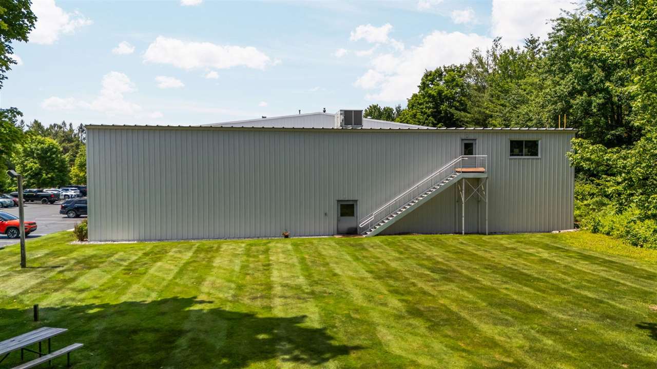 611 Woodview Harbor Springs MI 49740