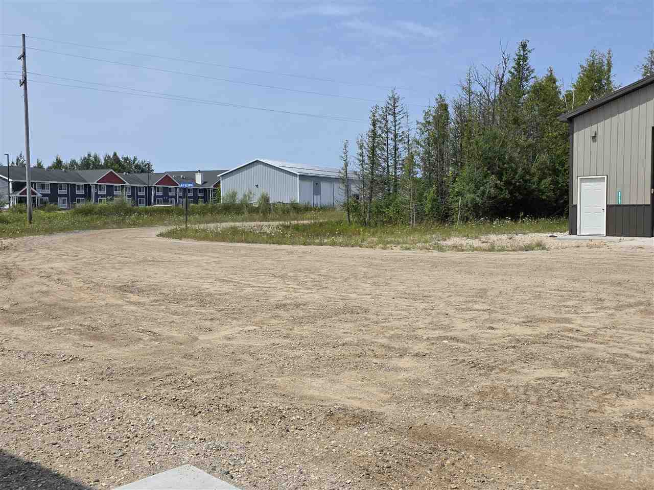 11724 North Star Drive Charlevoix MI 49720