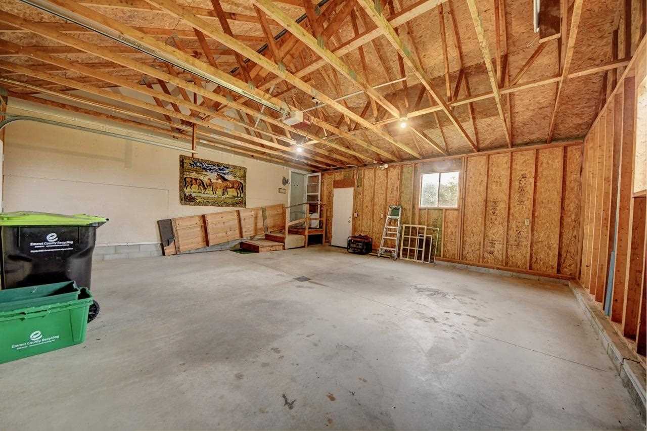 1780 Howard Road Petoskey MI 49770