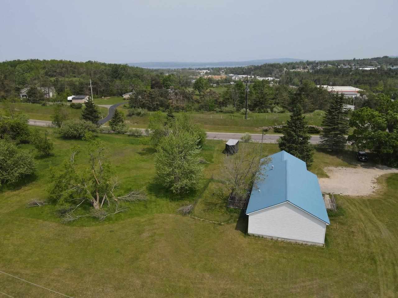 1780 Howard Road Petoskey MI 49770