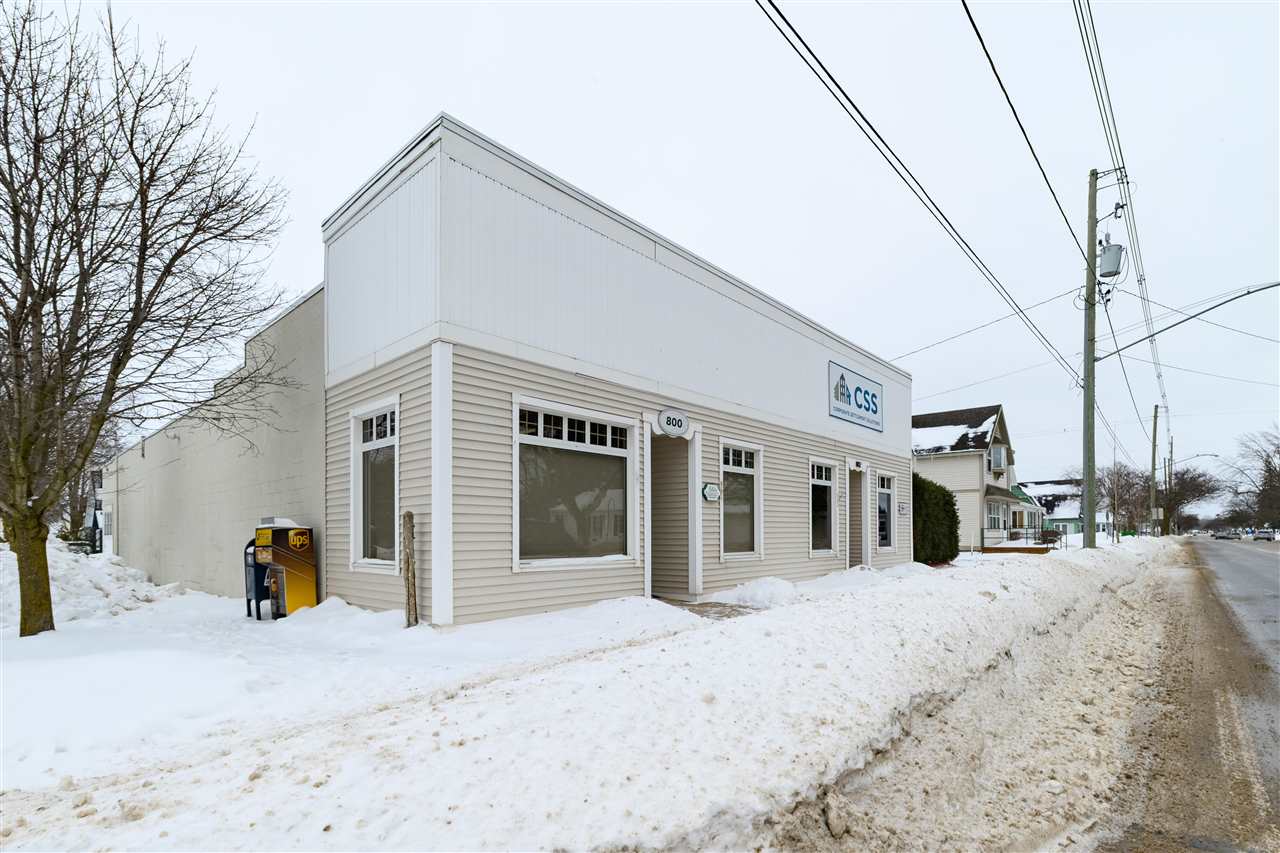 802 Bridge Street Charlevoix MI 49720