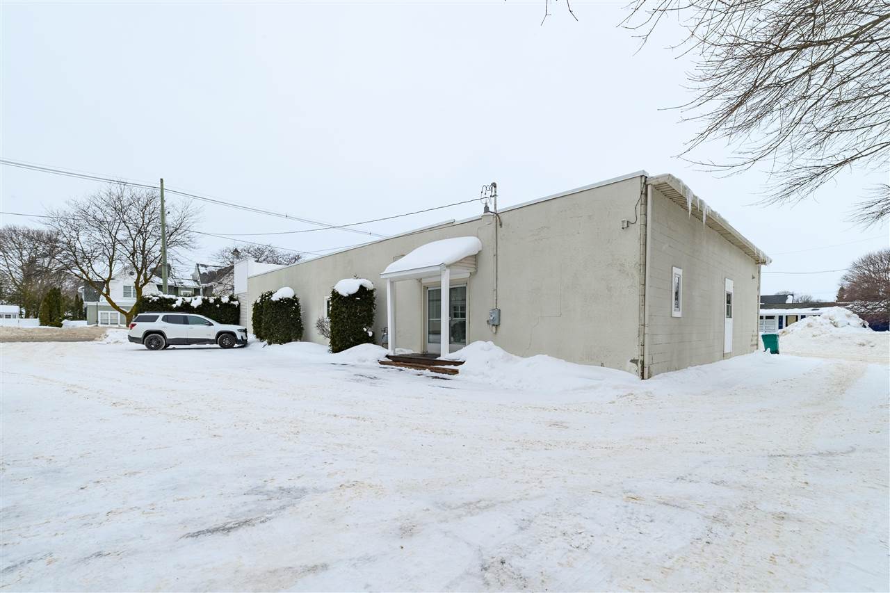802 Bridge Street Charlevoix MI 49720