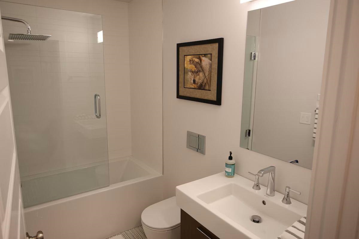 152 & 138 W Third Street Harbor Springs MI 49740