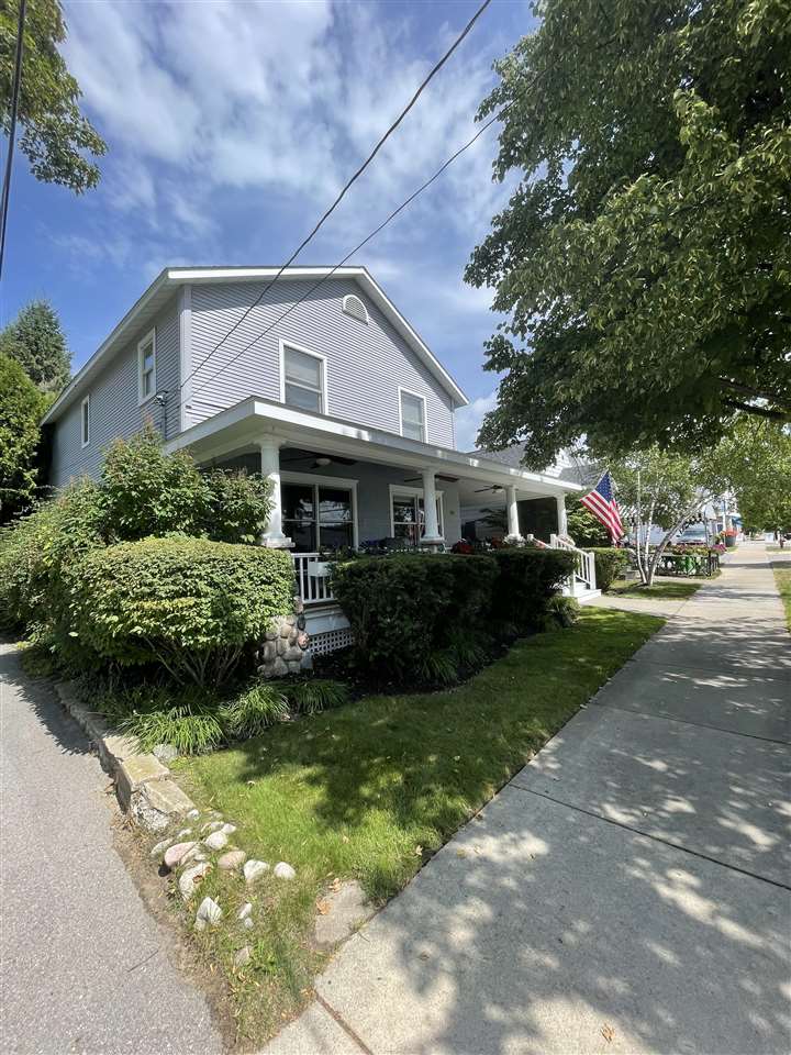152 & 138 W Third Street Harbor Springs MI 49740