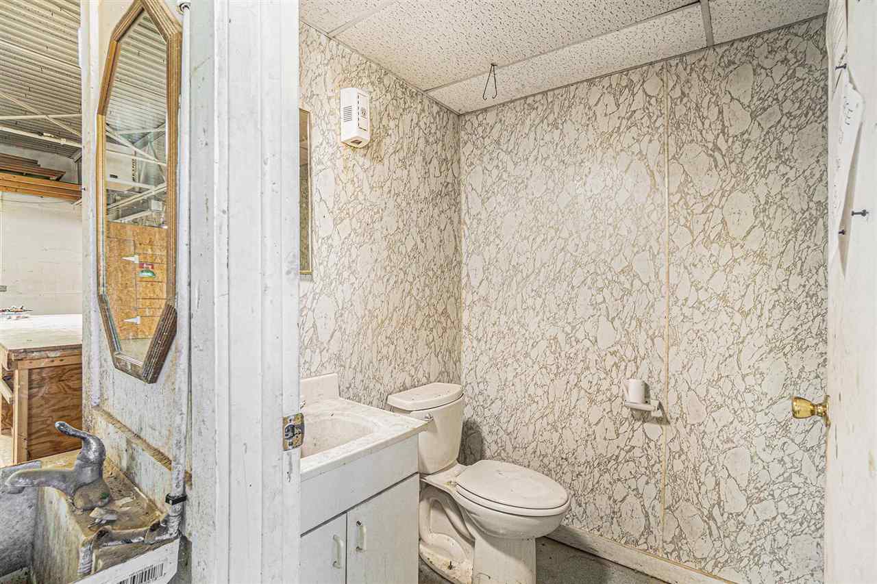 1327 N Us 31 Petoskey MI 49770