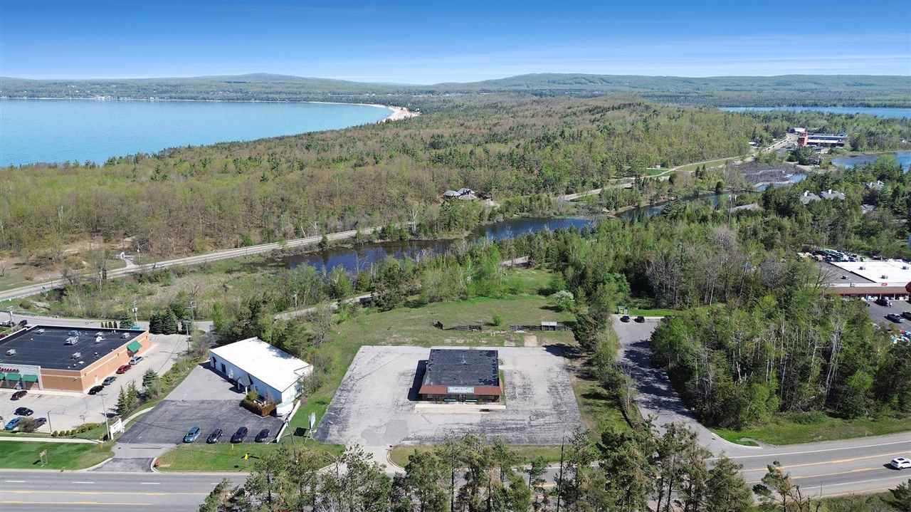 1327 N Us 31 Petoskey MI 49770