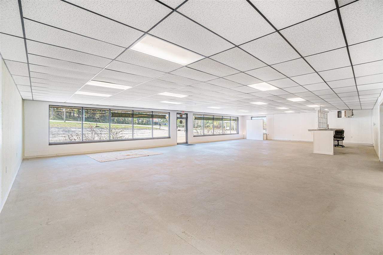 1327 N Us 31 Petoskey MI 49770