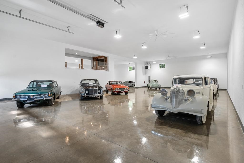 1229 Auto Avenue Harbor Springs MI 49740