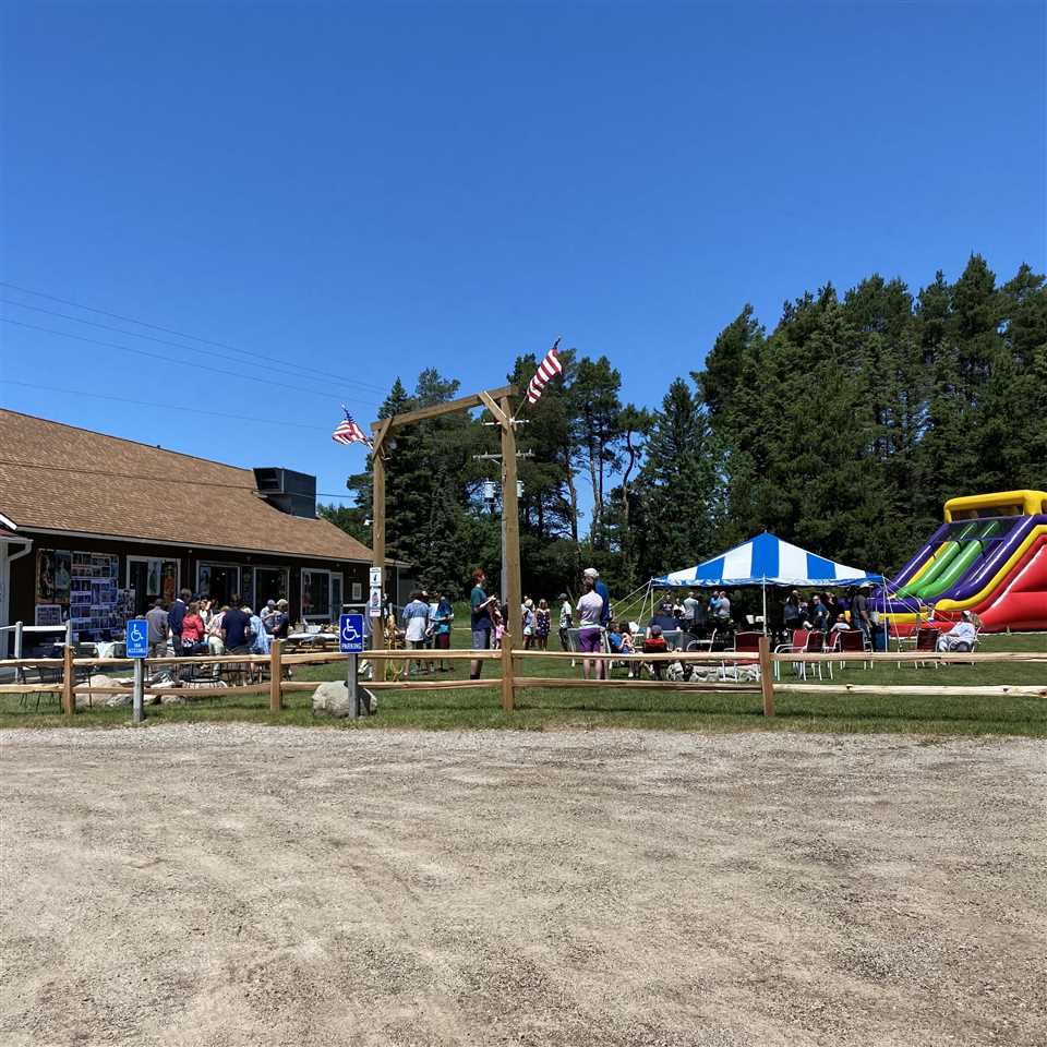 4486 W Stutsmanville Harbor Springs MI 49740