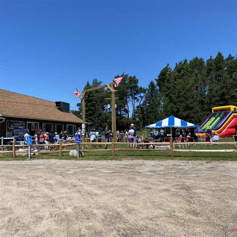 4486 W Stutsmanville Harbor Springs MI 49740