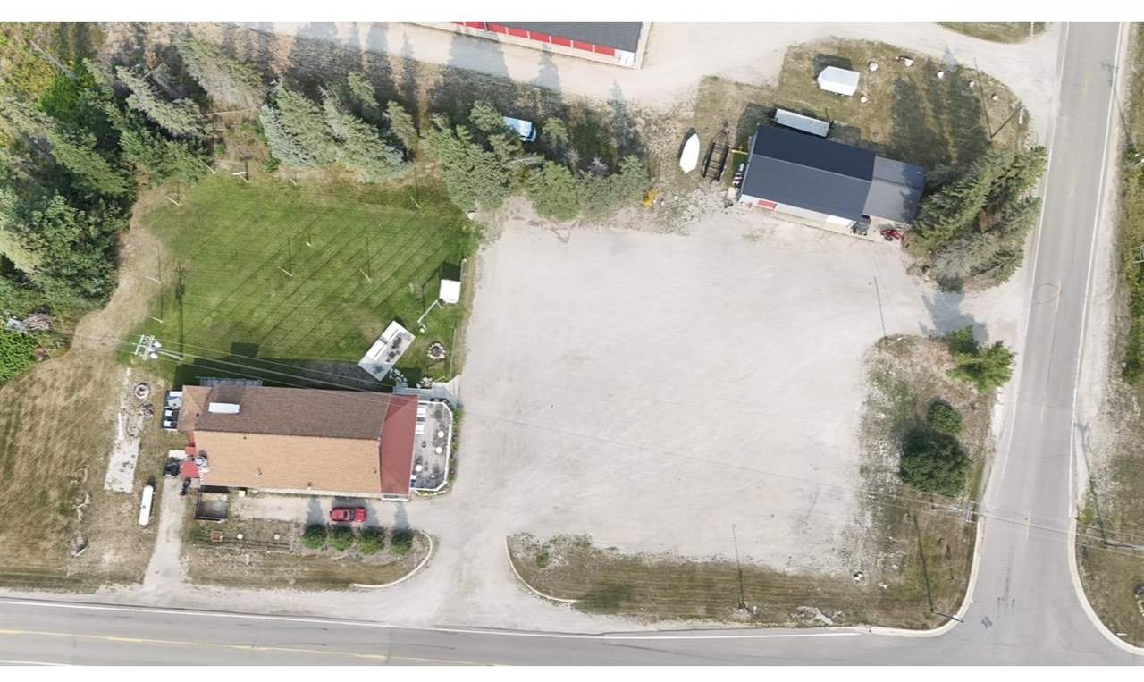 4486 W Stutsmanville Harbor Springs MI 49740