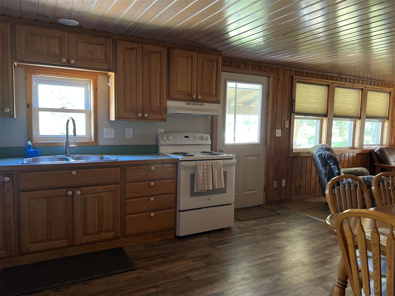 32544 S Bobby Drive Drummond Island MI 49726