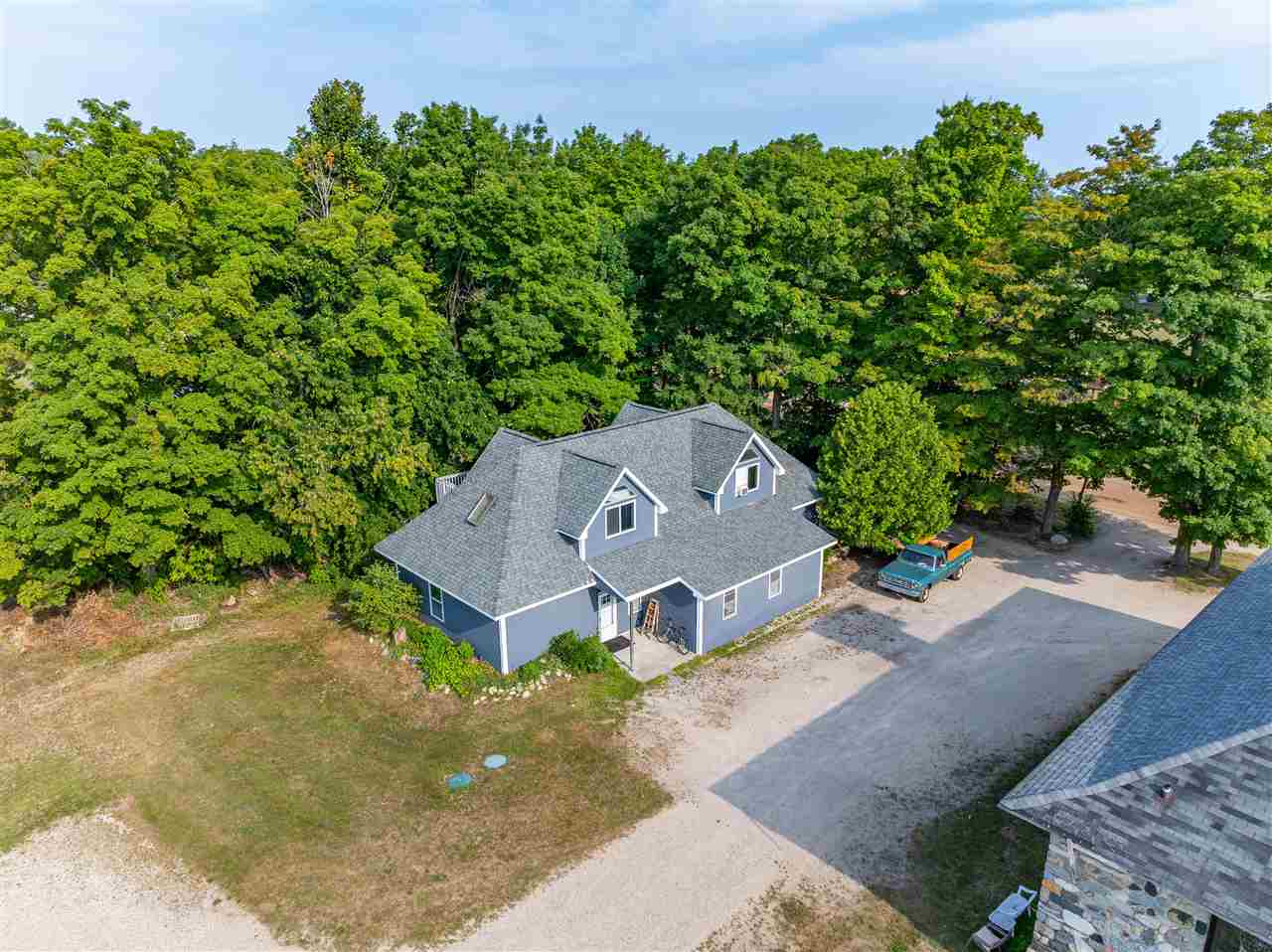 4987 Loeb Road Charlevoix MI 49720