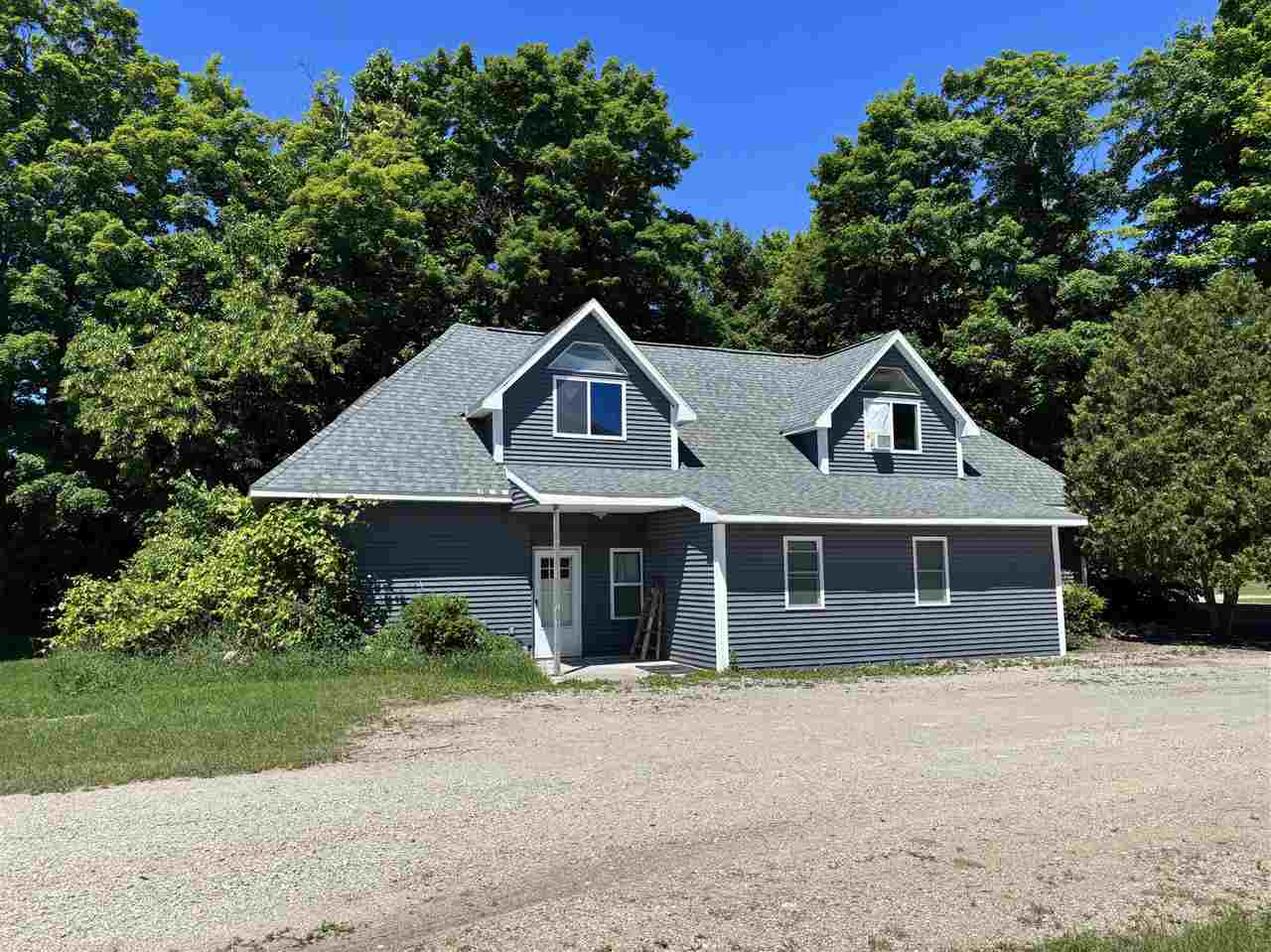 4987 Loeb Road Charlevoix MI 49720