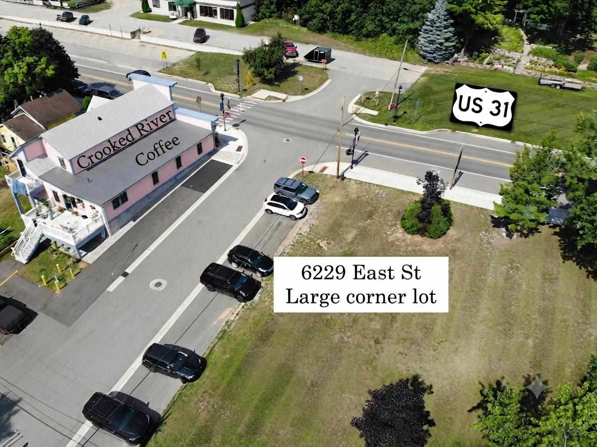 6229 East Street Alanson MI 49706
