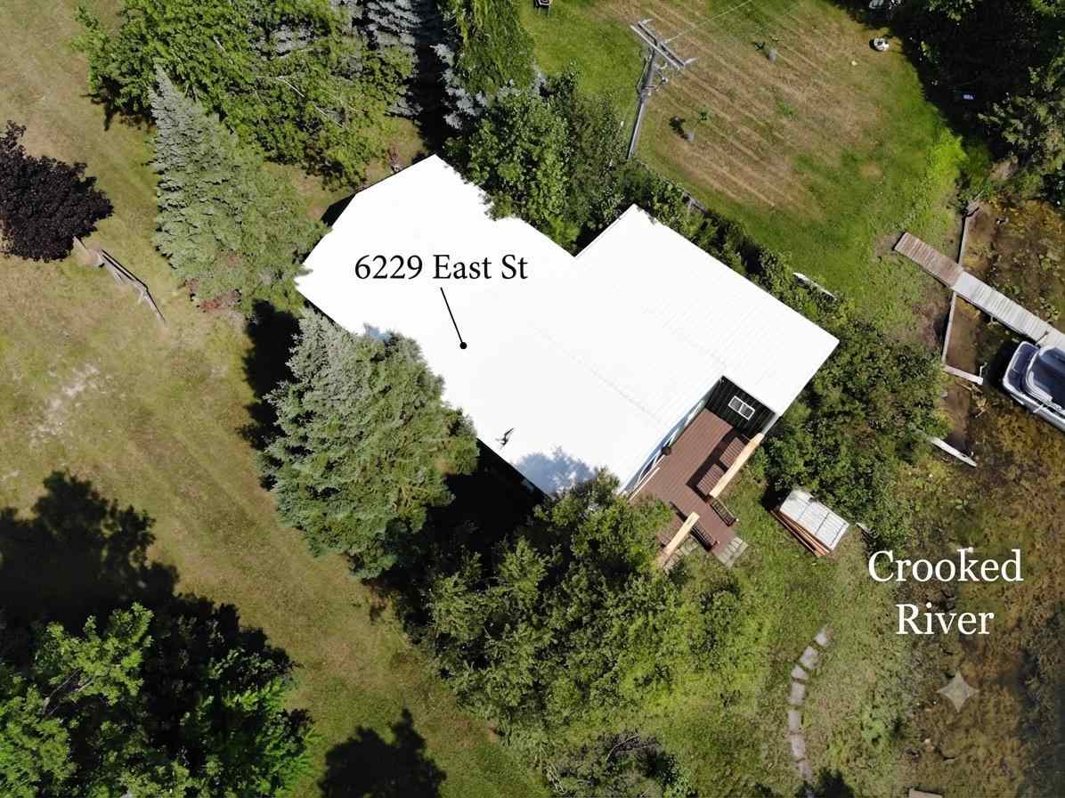 6229 East Street Alanson MI 49706