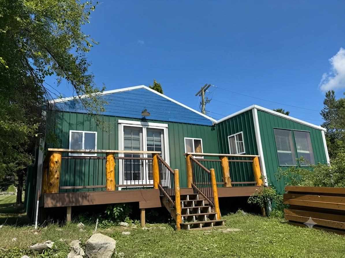 6229 East Street Alanson MI 49706