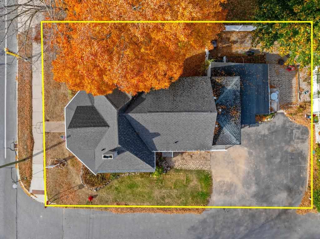 109 Petoskey Avenue Charlevoix MI 49720