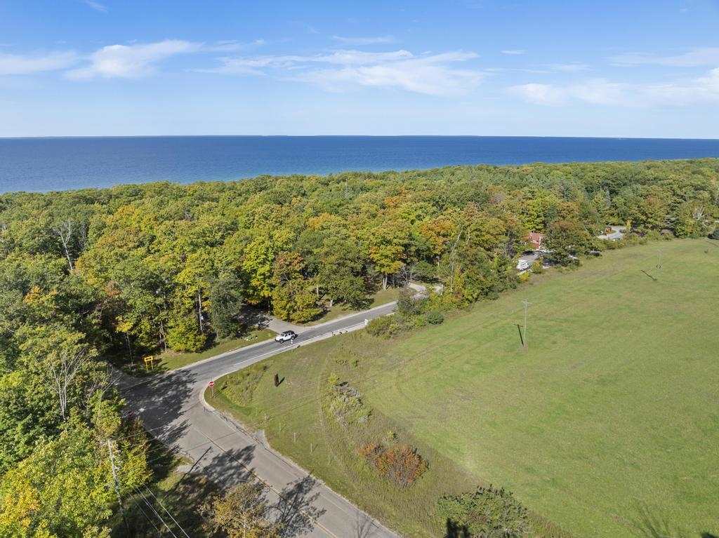 1023 N Lake Shore Drive Harbor Springs MI 49740