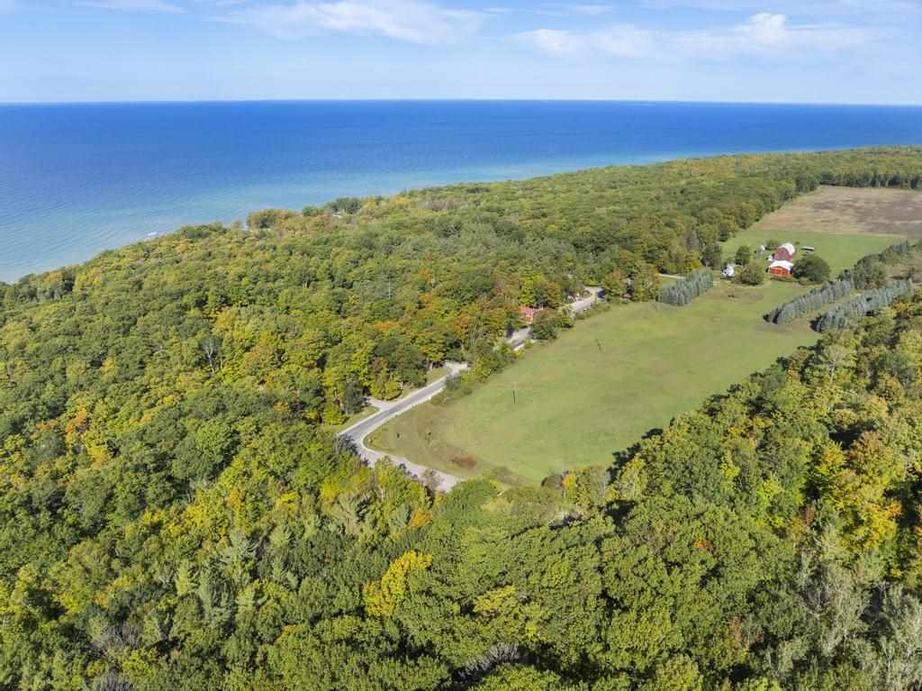 1023 N Lake Shore Drive Harbor Springs MI 49740