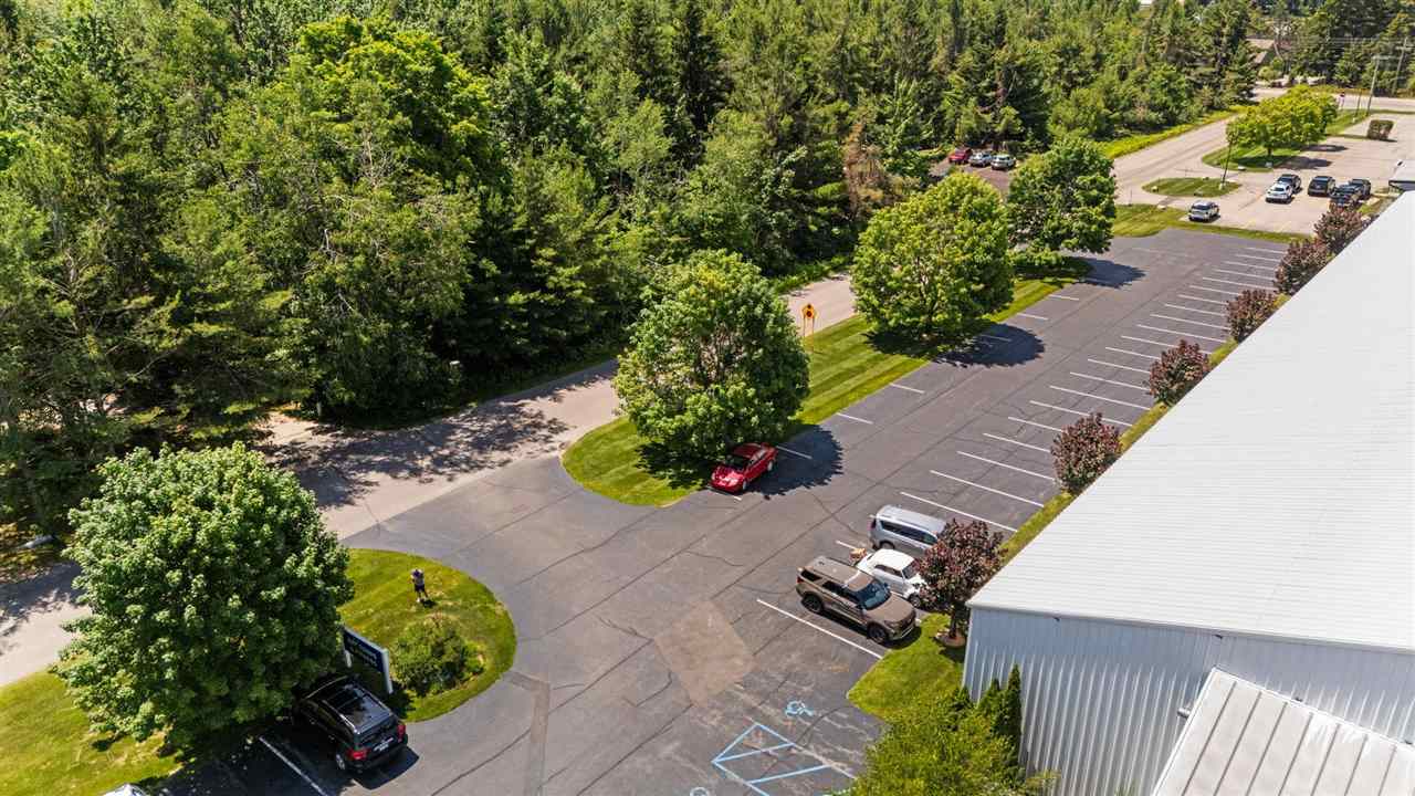 611 Woodview Drive Harbor Springs MI 49740