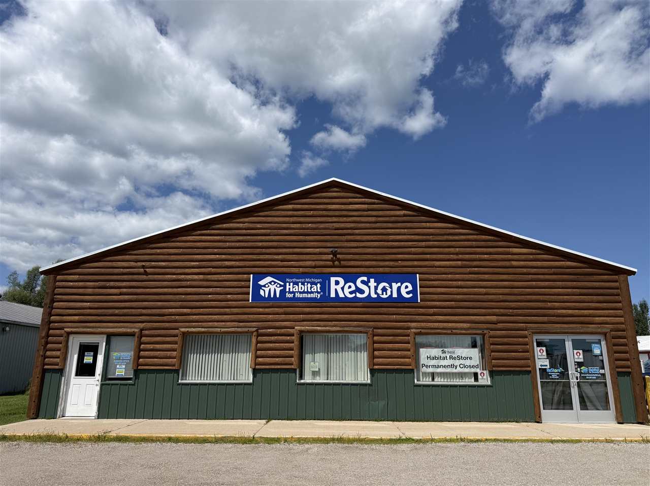 9385 N Straits Highway Cheboygan MI 49721