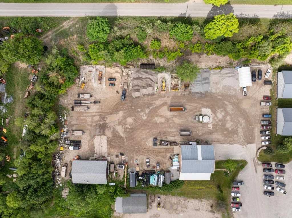 1084 Mcbride Drive Harbor Springs MI 49740